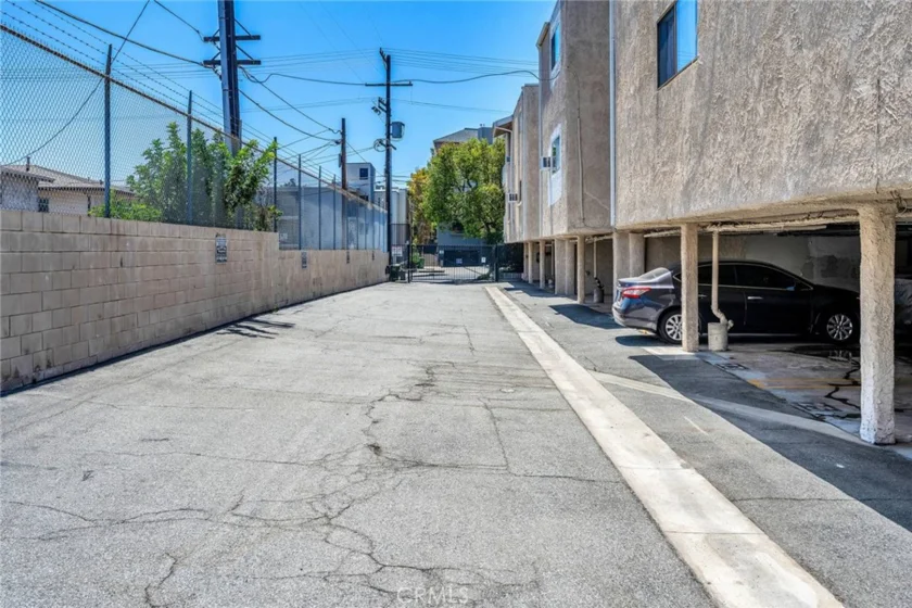 10521 National Boulevard #213 photo 17