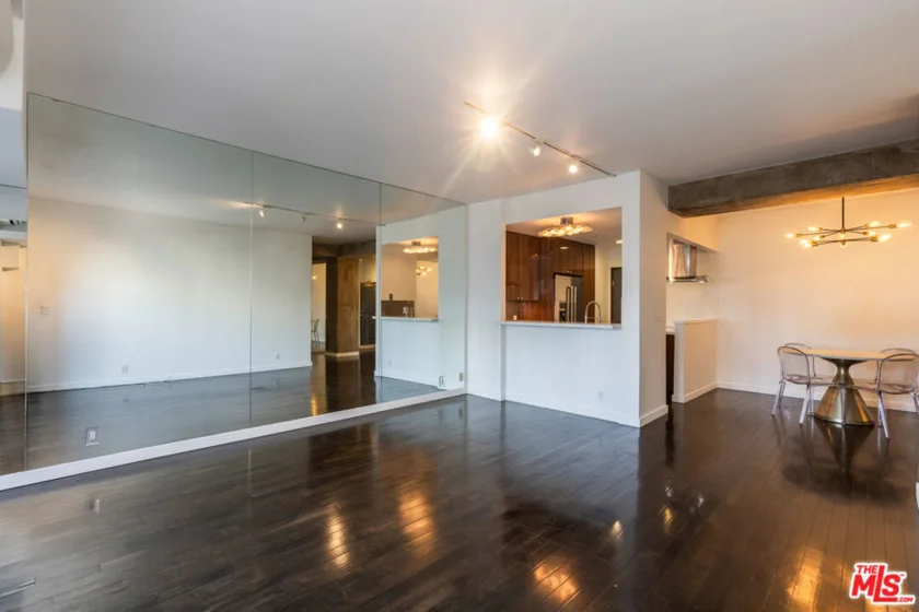 1155 N La Cienega Boulevard #110 photo 10