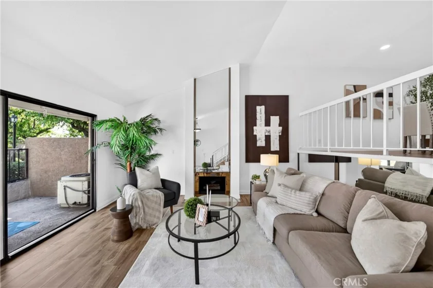 6273 Lincoln photo 7