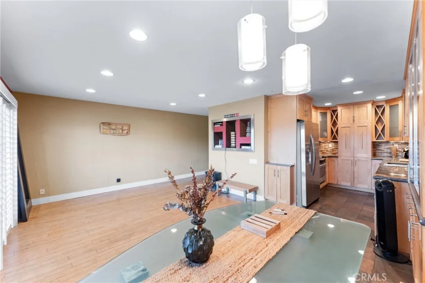 1061 Park Avenue photo 6