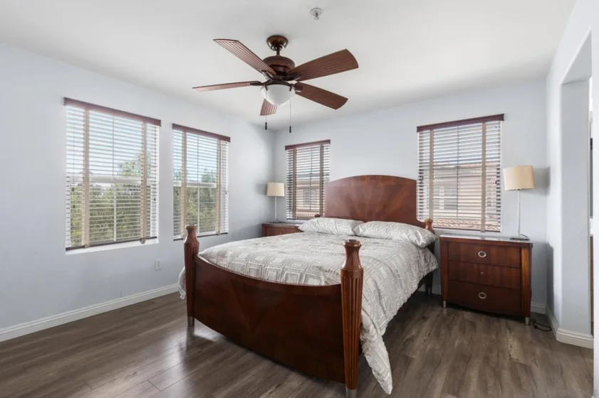 1338 Starry Way photo 3