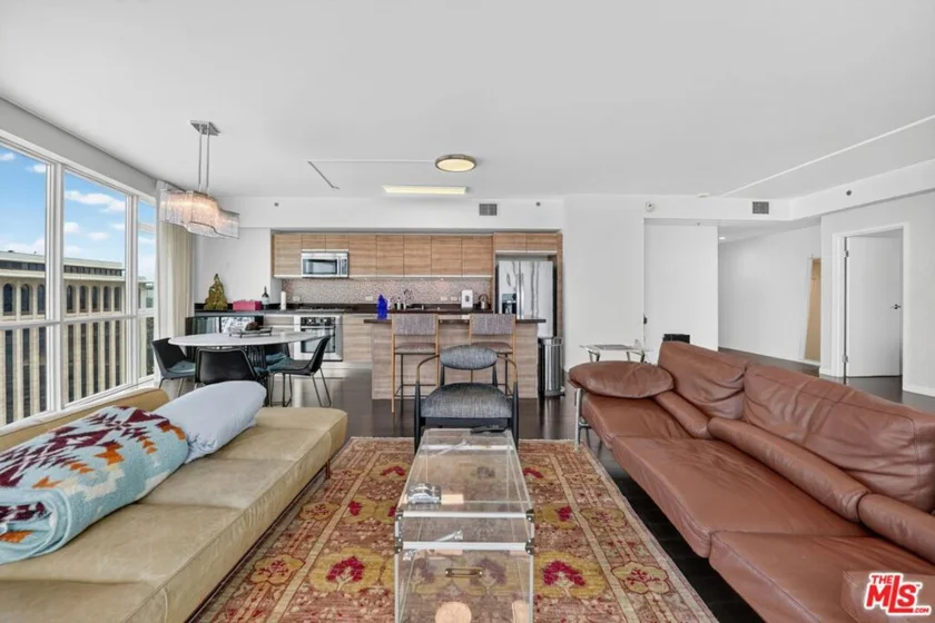 3785 Wilshire Boulevard #1212 photo 34