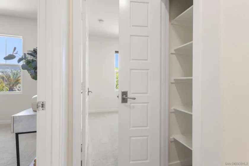 2104 Cosmo Way photo 30