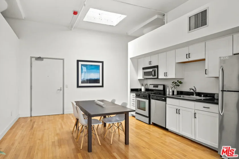 420 S San Pedro Street #628 photo 5
