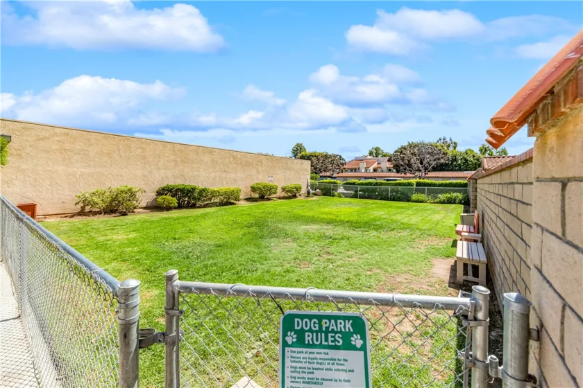 4861 Lago Drive #307 photo 30