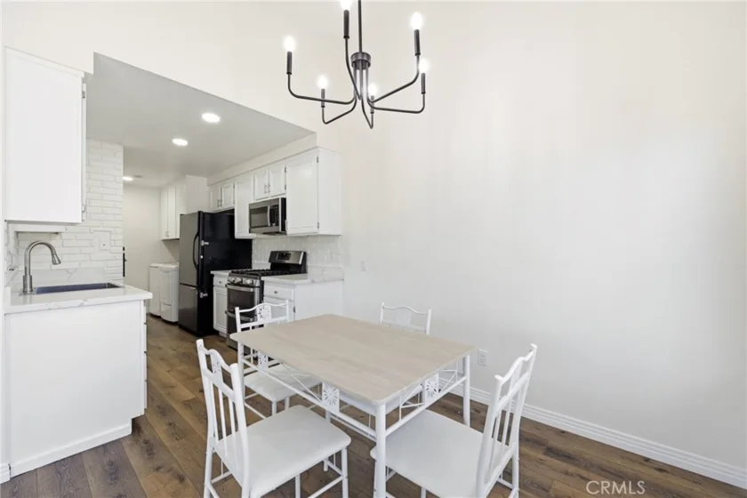 3672 Harbor View Way photo 8
