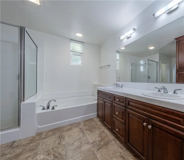 12842 Palm #101 photo 25