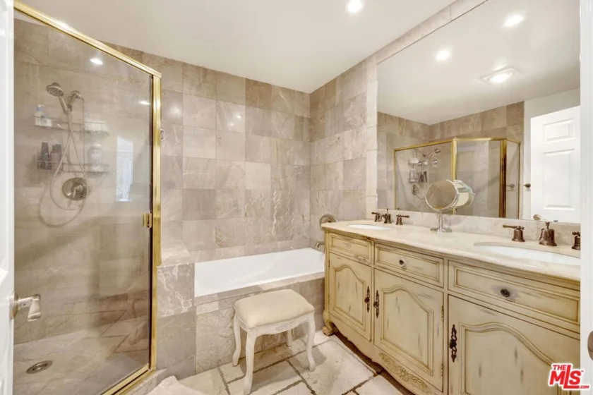 11952 Montana Avenue #303 photo 11