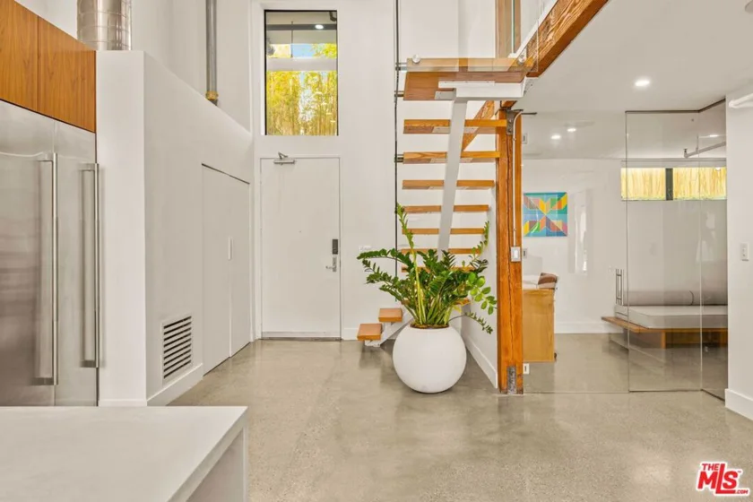 4115 Glencoe Avenue #107 photo 29