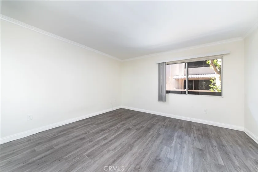 5334 Lindley Avenue #126 photo 18