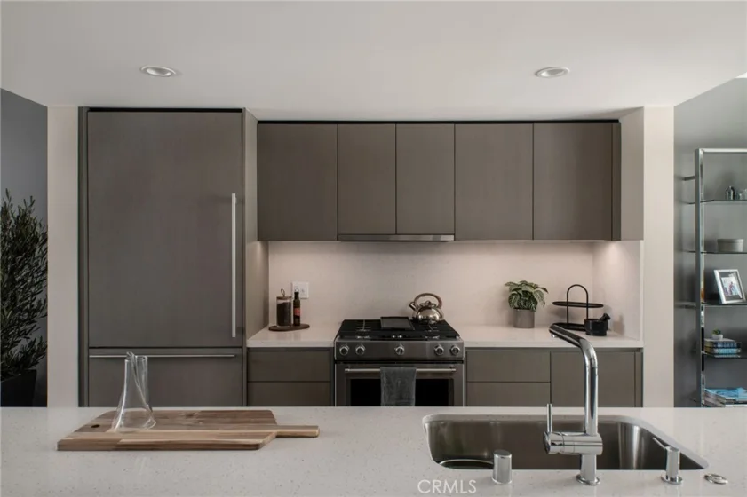 380 Cordova Street #517 photo 7