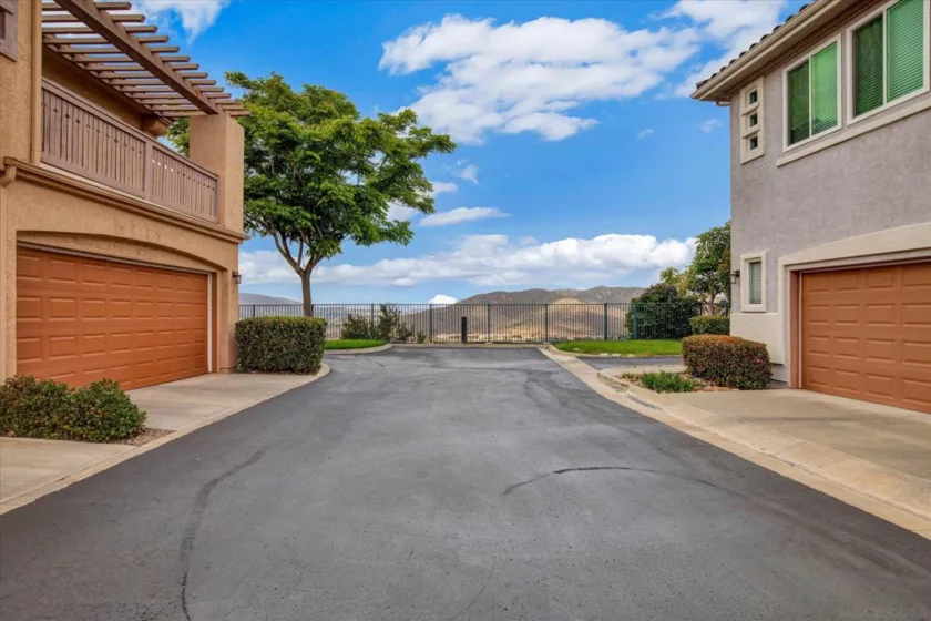10910 Ivy Hill Drive #4 photo 25