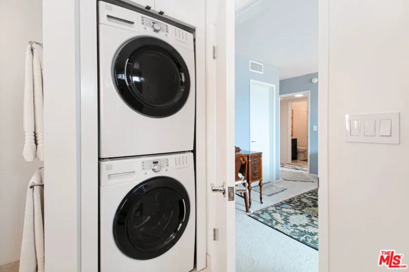 2332 Fox Hills Drive #305 photo 15