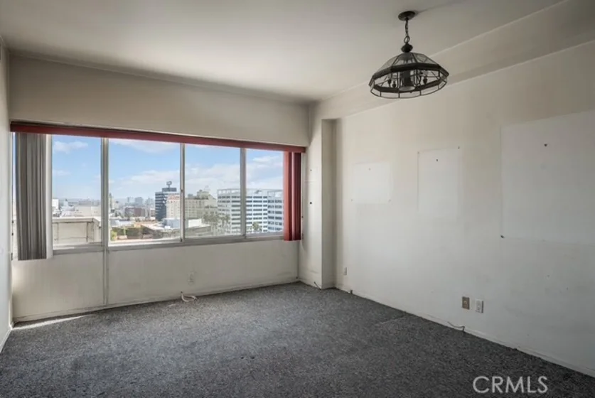7135 Hollywood #1010 photo 10