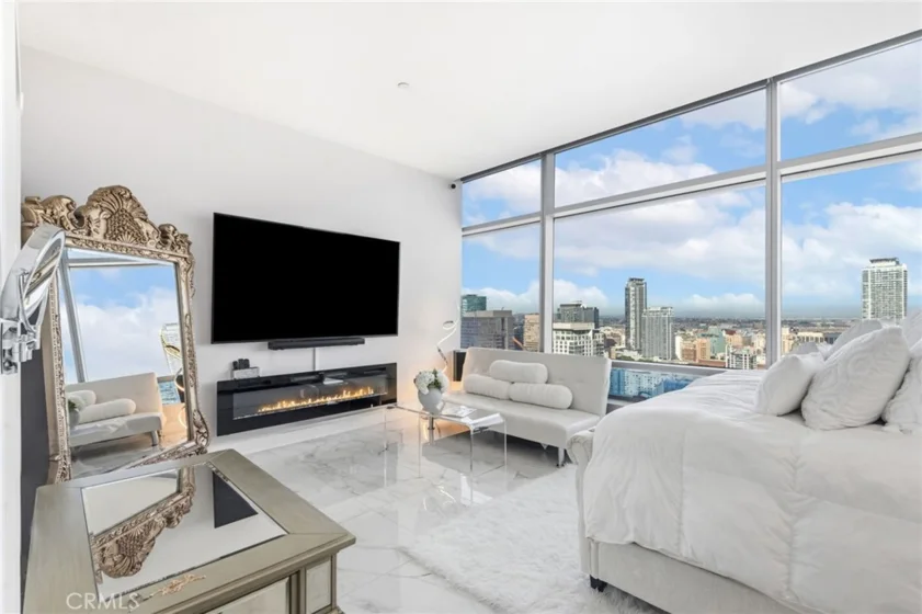 900 W Olympic Boulevard #30A photo 18