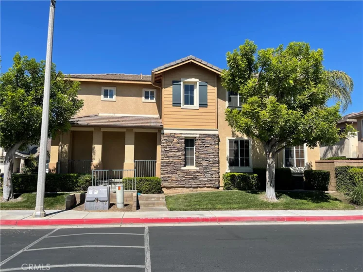 4581 Geraty Court photo 1