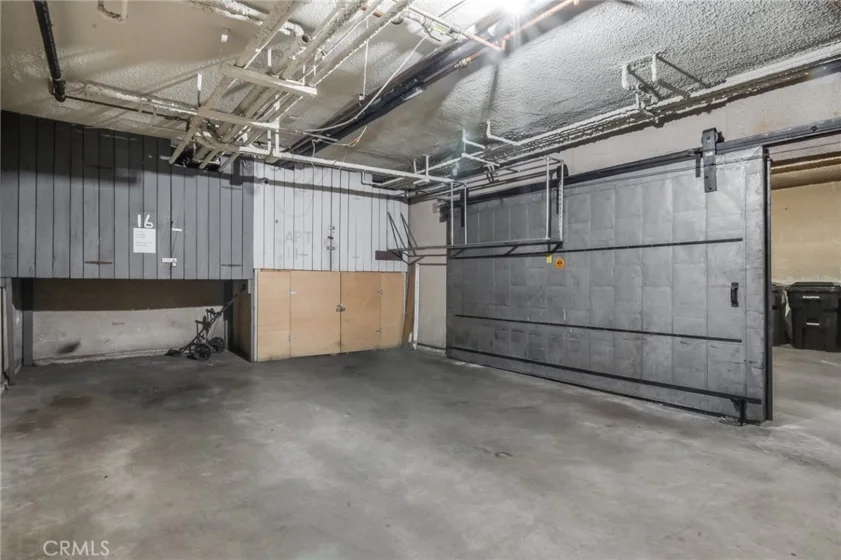 801 E 1st Street #111 photo 22