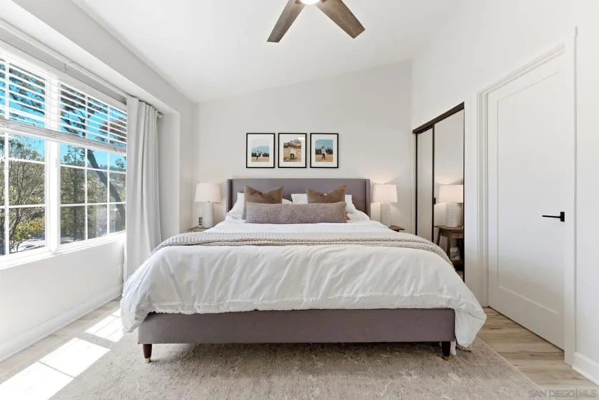 3593 Caminito Carmel Landing photo 10