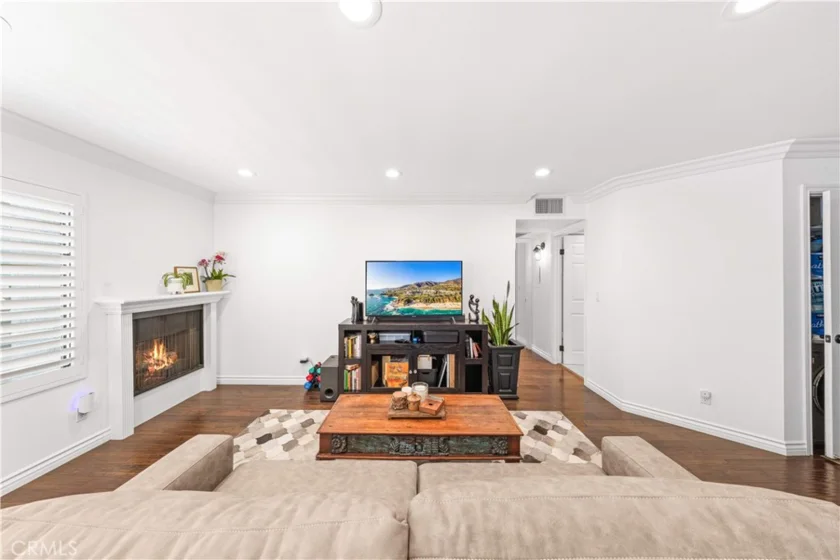 4211 Arch #103 photo 3
