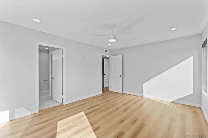 809 Seacoast Drive photo 14
