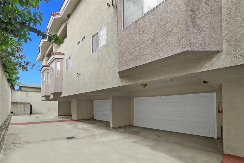 821 N Garfield Avenue #3 photo 13