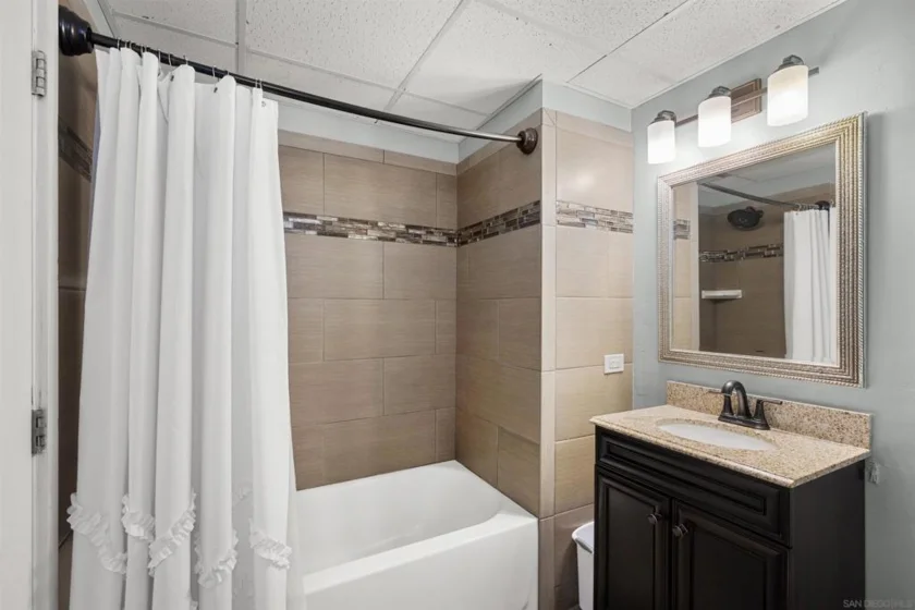 1080 Park Boulevard #203 photo 22