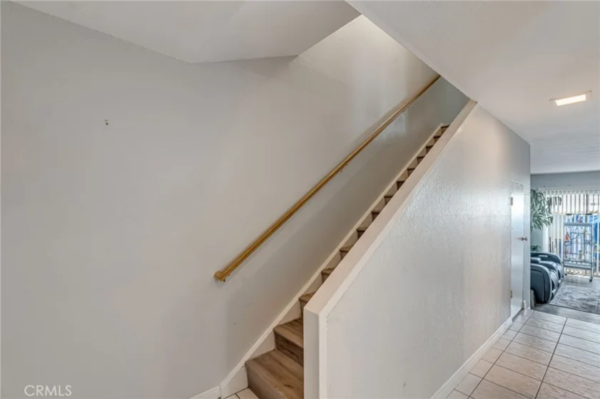 6863 Mulberry photo 7