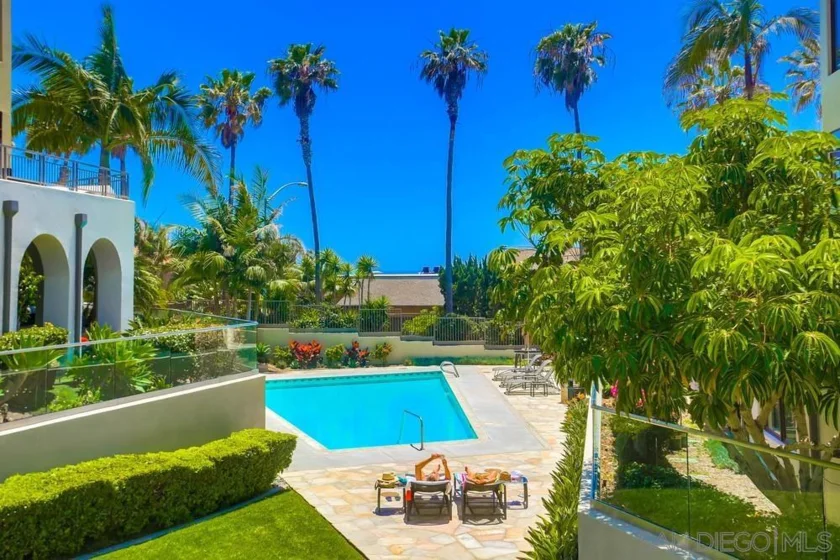 5482 La Jolla #L103 photo 22
