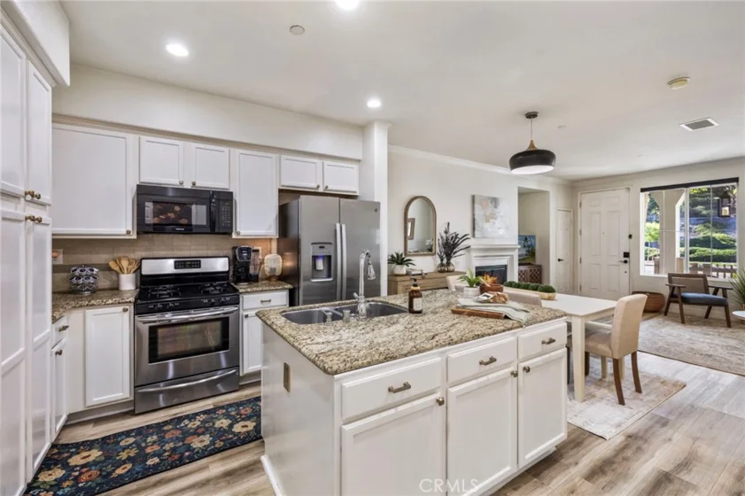 33 Quartz Lane photo 10