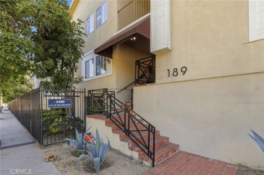 4189 Vineland Avenue #111 photo 19