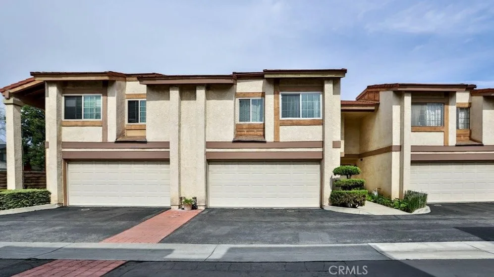 8645 Green Valley Lane photo 1