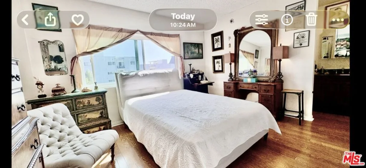 622 S Barrington Avenue #408 photo 26