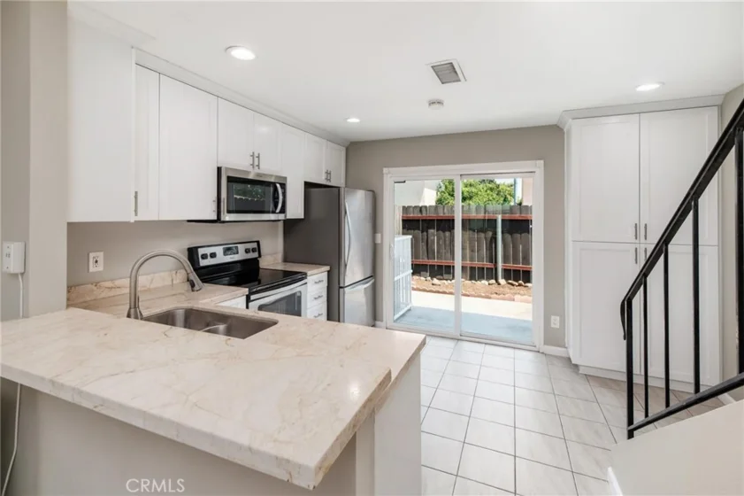 10340 Carefree Drive photo 9