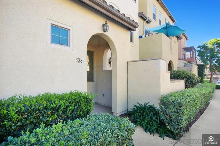 328 Bishop Drive photo 1
