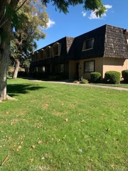 10604 White Oak Drive photo 1