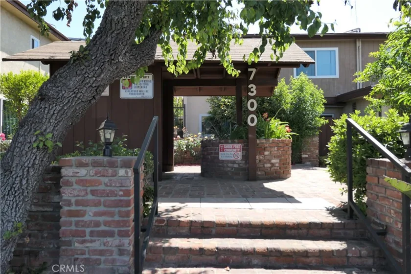 7300 Lennox #J3 photo 1