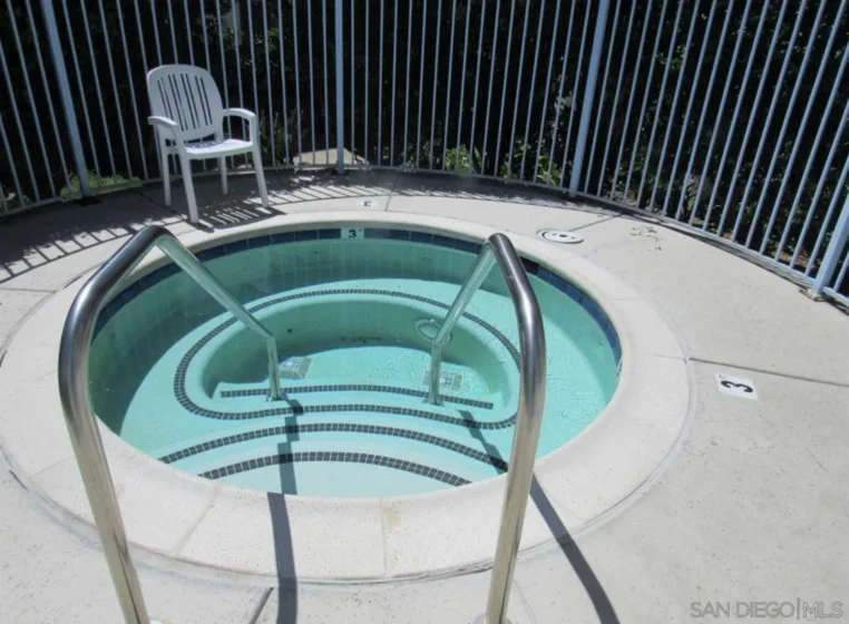 8320 Regents Road #2P photo 28