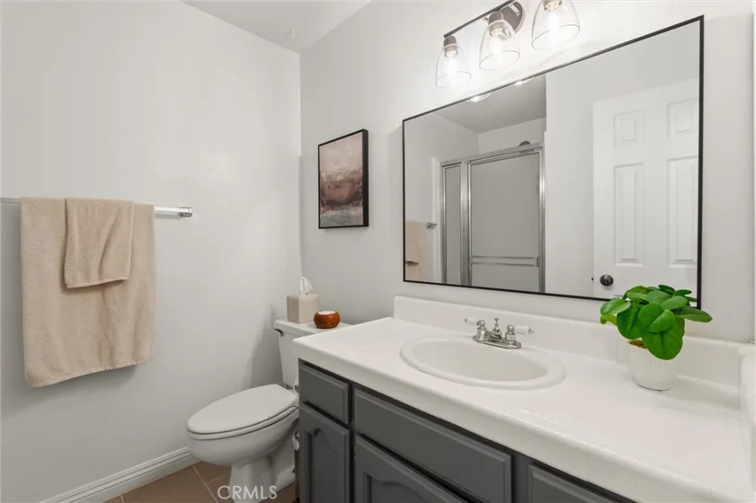 17200 Newhope #204 photo 25