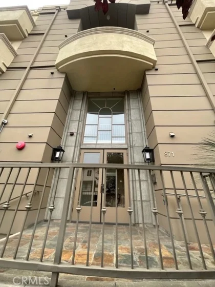 871 Granville Avenue #PH402 photo 1