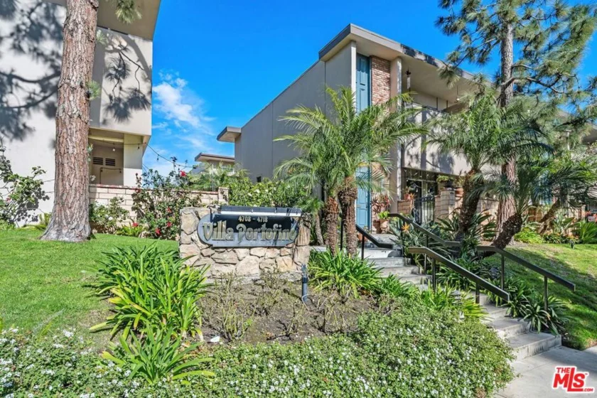4716 La Villa Marina #C photo 2