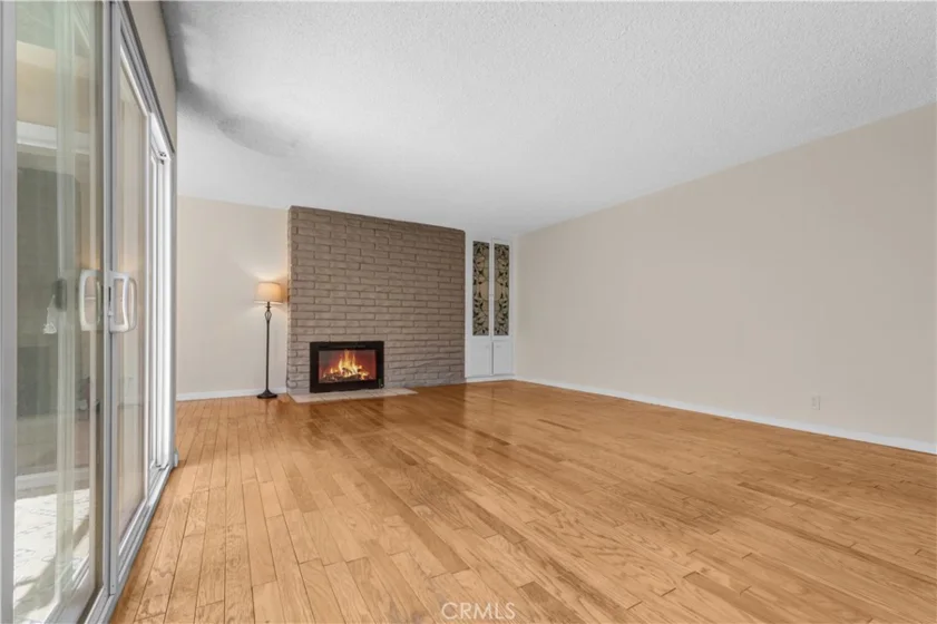 999 E Valley #56 photo 19