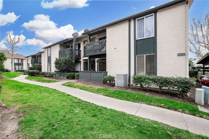 23282 Orange Avenue #7 photo 1
