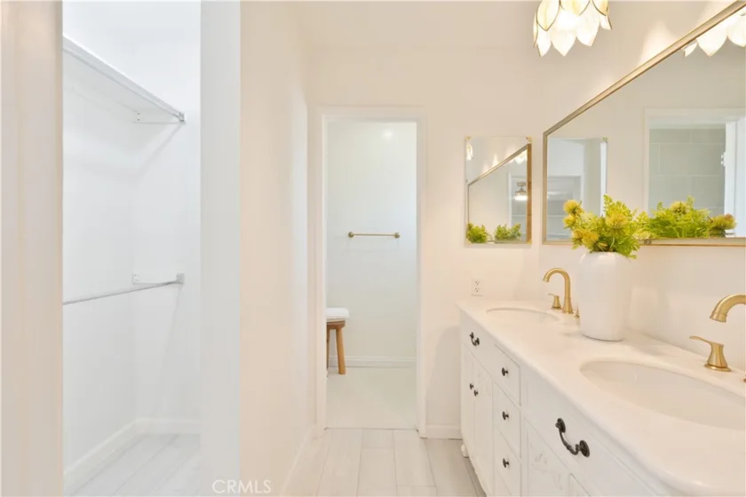 5400 Lindley Avenue #322 photo 16
