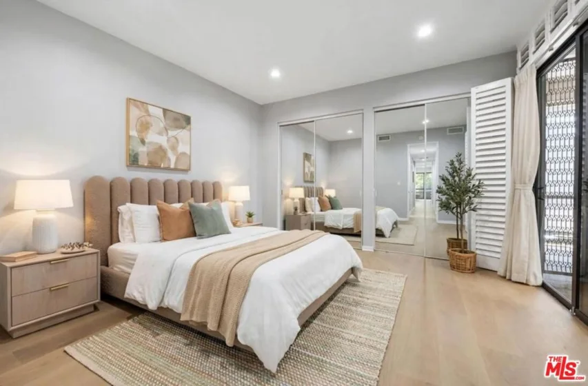 141 S Linden Drive #104 photo 17