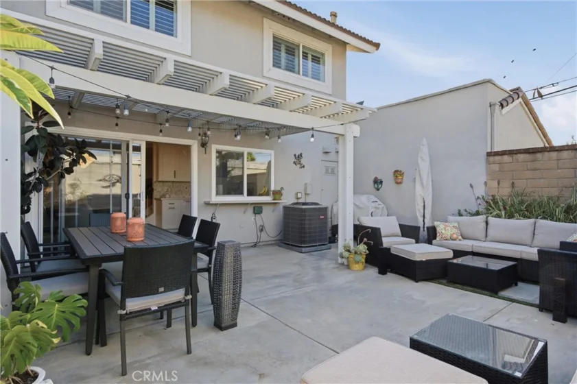 5583 Tiffany Avenue photo 20