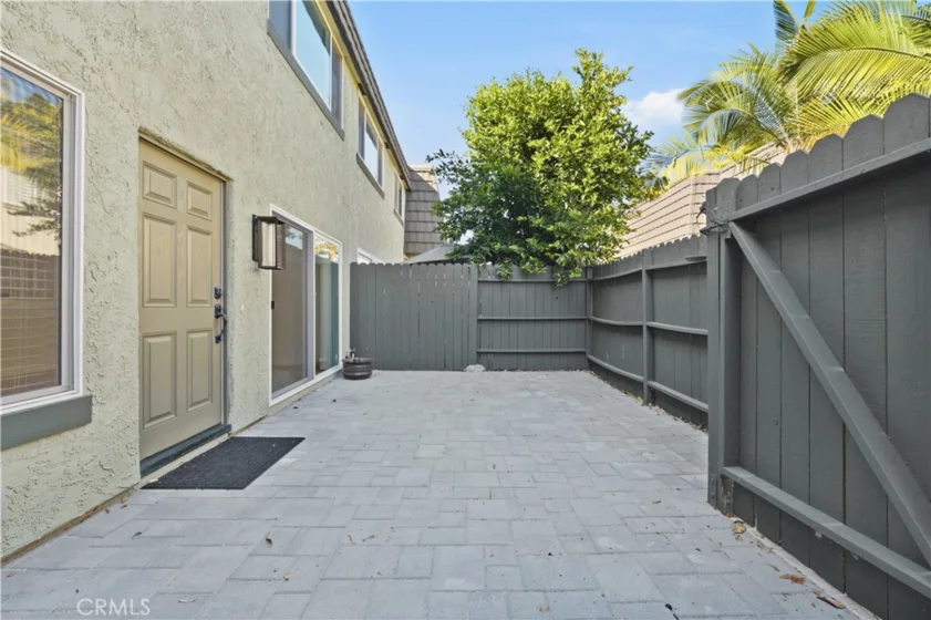 1651 Iowa Street #C photo 1