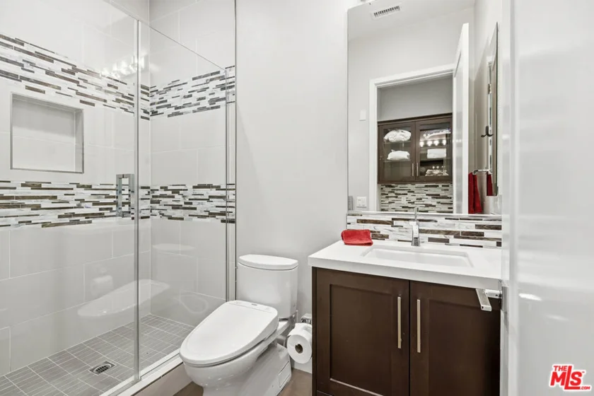 12775 Bluff Creek Drive #1 photo 23