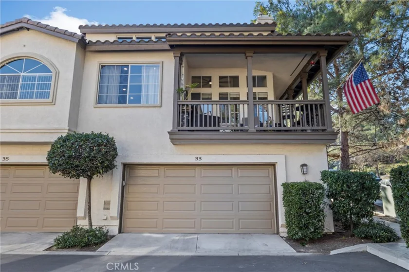 33 Tierra Plano photo 1