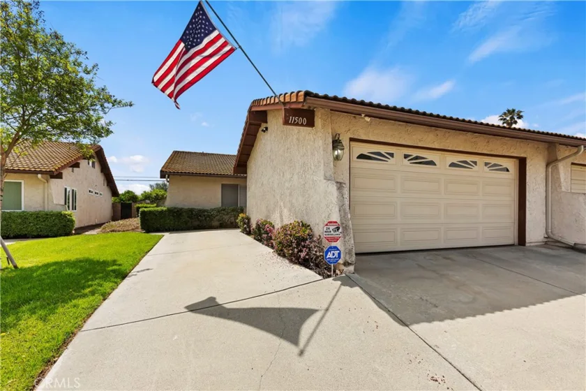 11500 Los Molinos Way photo 1
