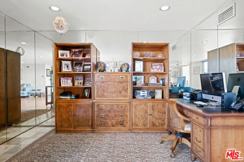 100 S Doheny Drive #512 photo 37